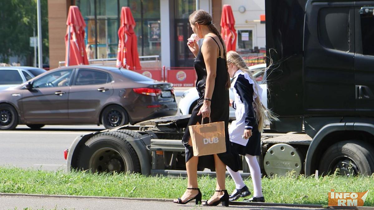 1 сентября могут сделать оплачиваемым выходным для родителей школьников